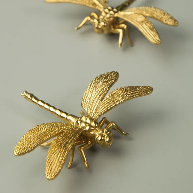 Nordic Gold Dragonfly Single Hole Brass Furniture Handle Luxurious Kitchen Drawer Handles Hardware Dresser Cabinet Pulls
